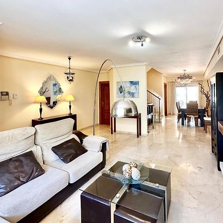 El Arenal Townhouse By The Beach With Swimming Pool - Eaw Homes Μαρμπέλλα Εξωτερικό φωτογραφία