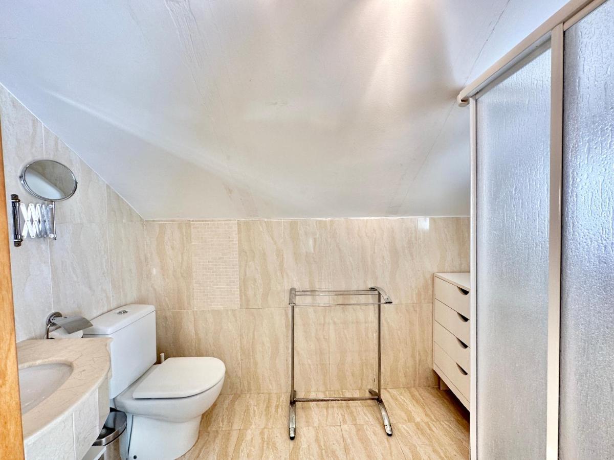 El Arenal Townhouse By The Beach With Swimming Pool - Eaw Homes Μαρμπέλλα Εξωτερικό φωτογραφία