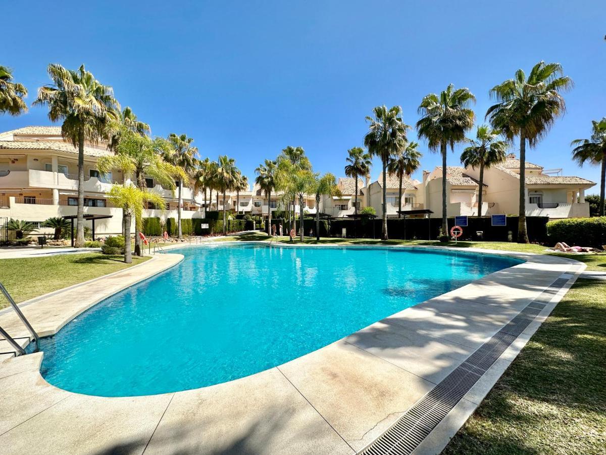 El Arenal Townhouse By The Beach With Swimming Pool - Eaw Homes Μαρμπέλλα Εξωτερικό φωτογραφία